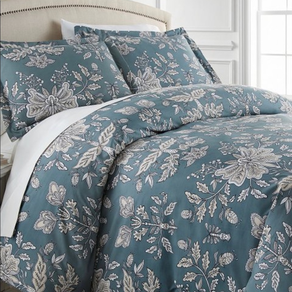 Smokey Blue Garden Duvet Cover Set